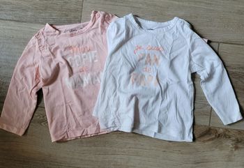 Lot de 2 t-shirts manches longues taille 18 mois