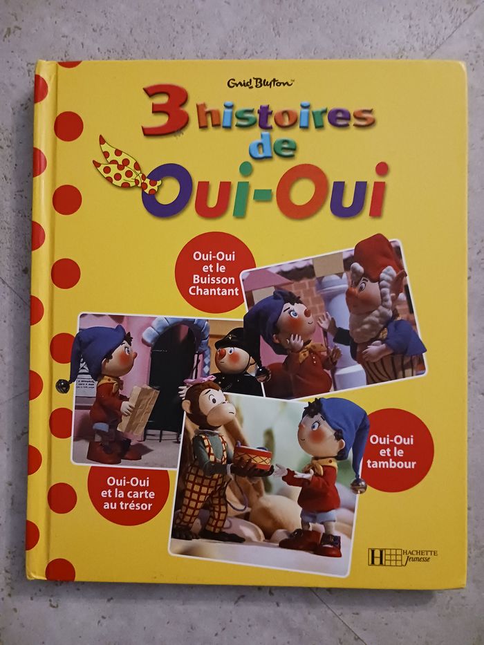 livre 3 histoires de Oui Oui