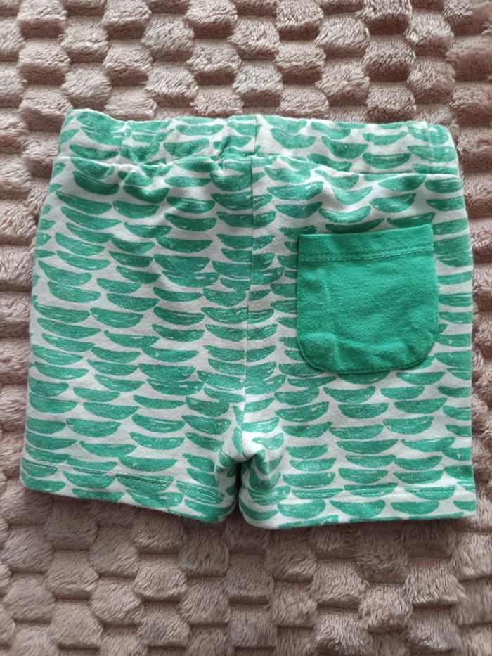 Short Zara 9/12m tbe - photo numéro 3