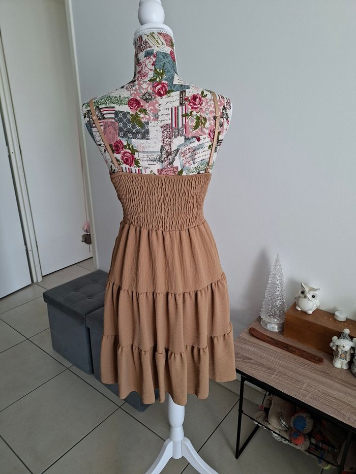 robe à volant - photo numéro 2