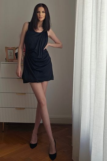 Robe noire drapée élégante H&M XS