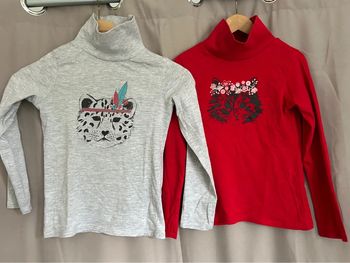Lot de 2 sous pull 8 ans