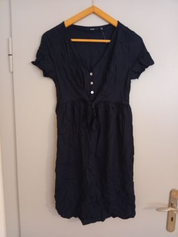 Robe noire t38