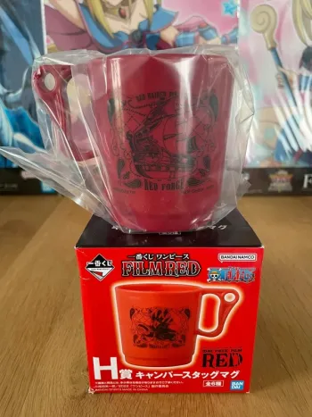 One Piece – Mug plastique Rouge Shanks Ichiban Kuji Film Red 9 cm