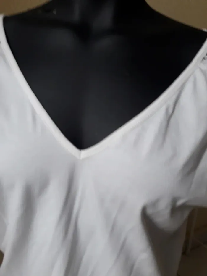 Débardeur blanc / dos en dentelle taille 38 / Shein - photo numéro 3