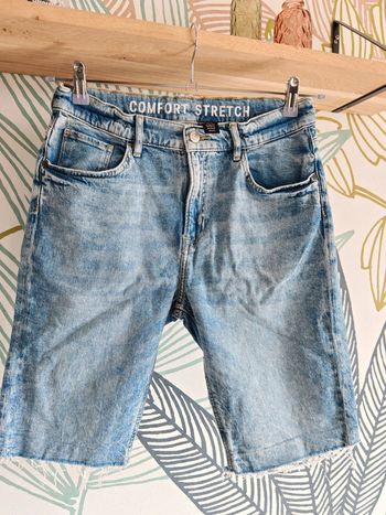 Short en jean H&M taille 14 ans