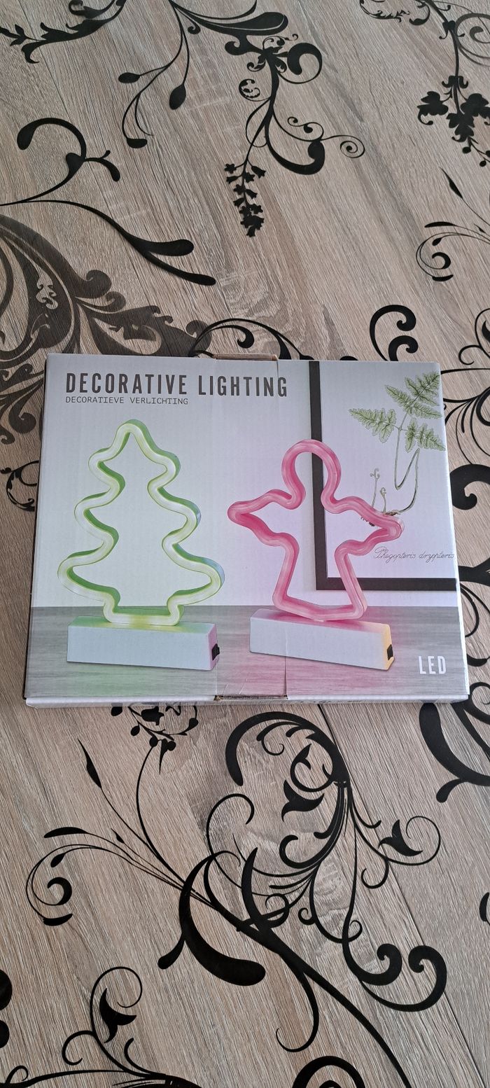 Eclairages décoratifs LED neufs anges et sapin - photo numéro 6