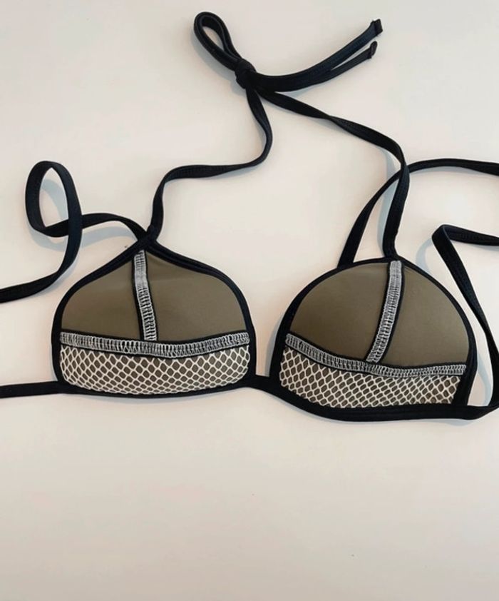 Maillot de bain neuf ( que le haut ) 34  Penti