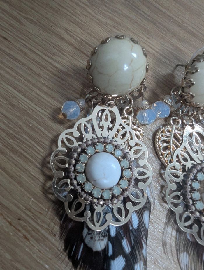 Jolies boucles d'oreille neuves - photo numéro 2