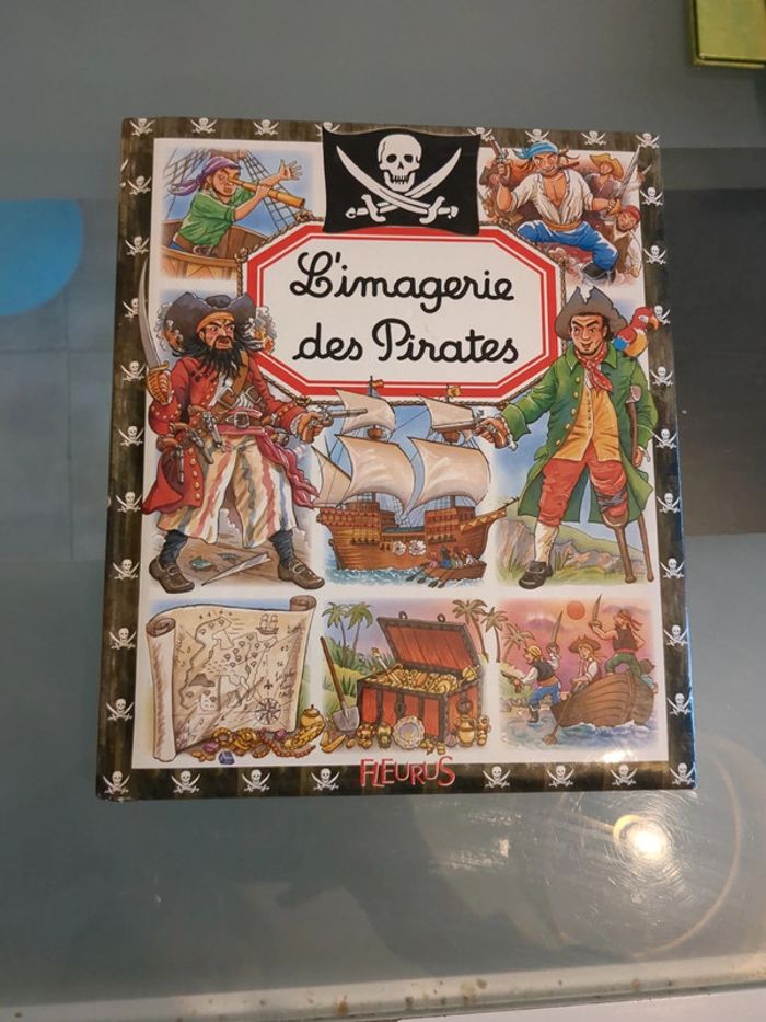 Livre l'imagerie des pirates