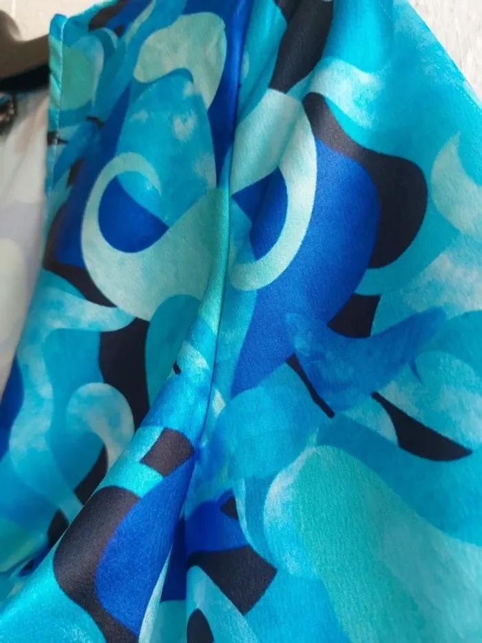 Top coloré PrettyLittleThing Taille 36 - photo numéro 5