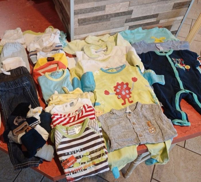 Lot de vêtements garçon taille 1 mois été - photo numéro 8