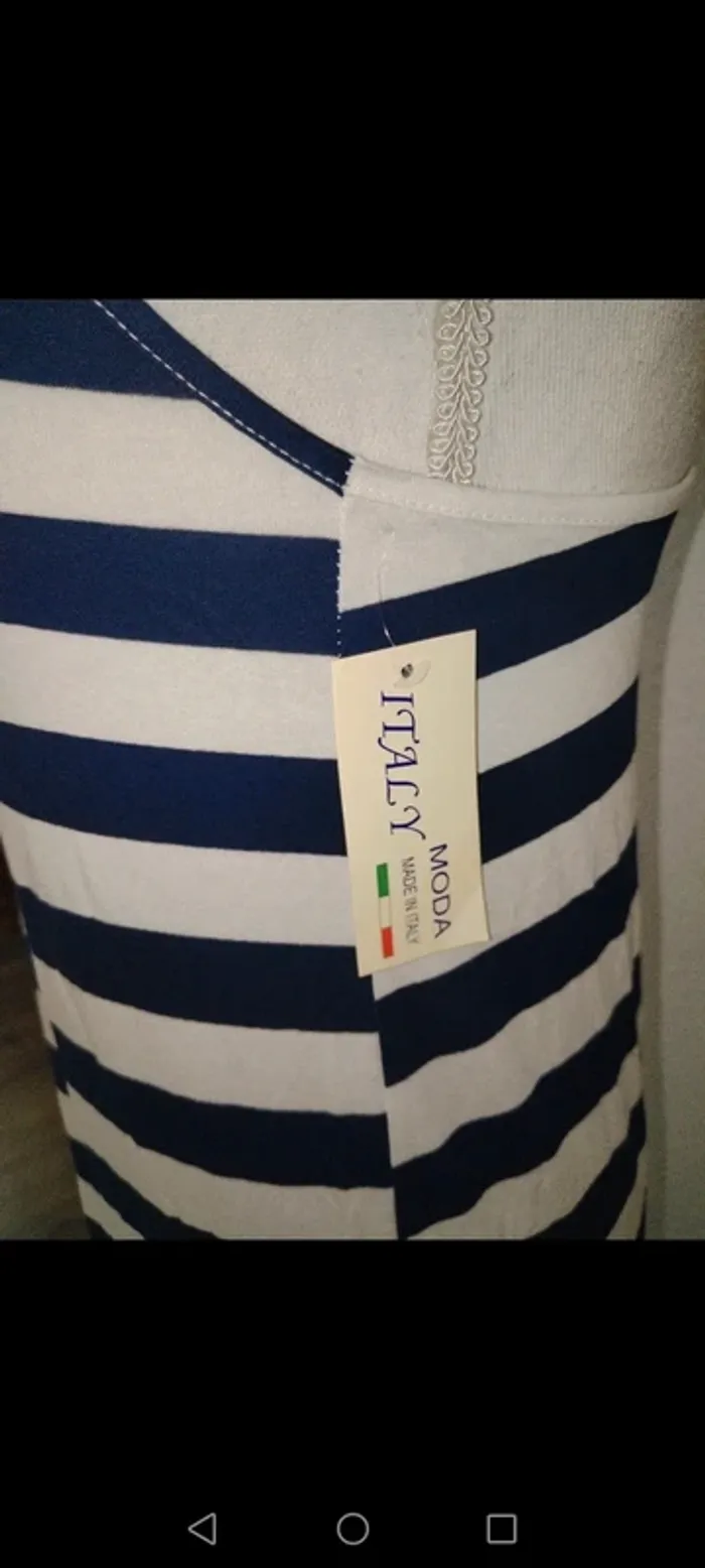 Robe bleu marine et blanche à rayures femmes - photo numéro 3