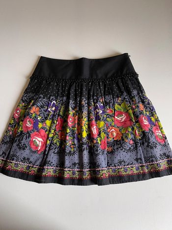 Jupe noire en coton Promod taille 34 avec motifs floraux russes / slaves