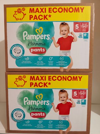 Couches Pampers harmonie