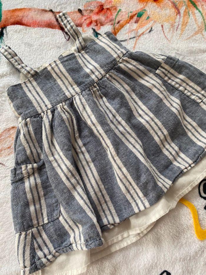 Robe 9 mois - photo numéro 2