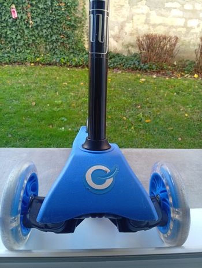 Trottinette 3 roues - photo numéro 4