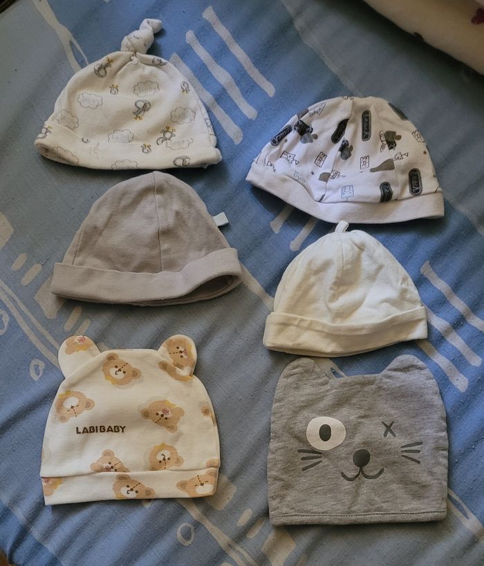 Lot Bonnets bébé