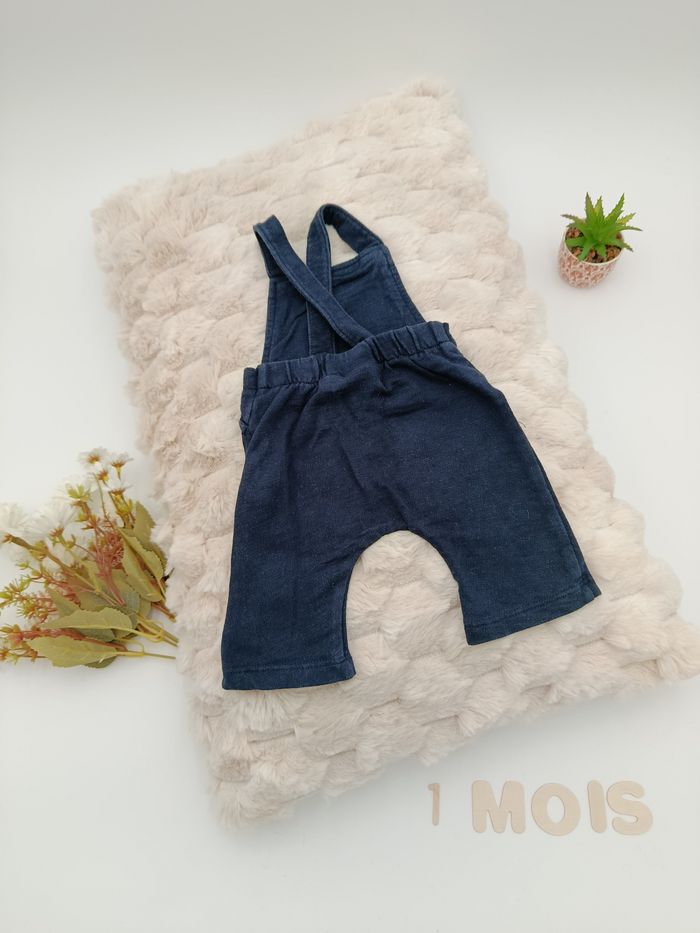salopette 1 mois - photo numéro 2