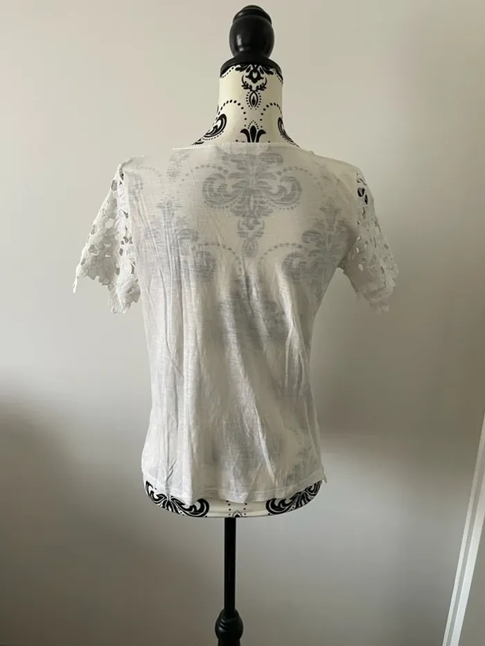 Top dentelle blanc Naf Naf taille S – effet crochet, chic et féminin - photo numéro 4