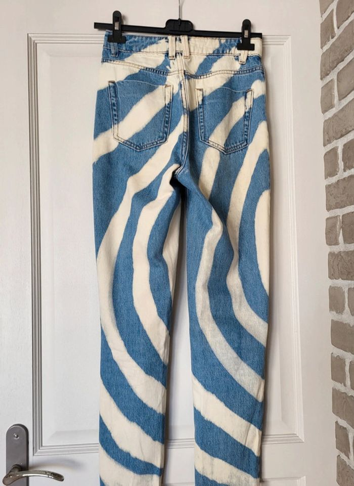 Jean spirale délavée tie and die Pimkie XS
34 - photo numéro 4