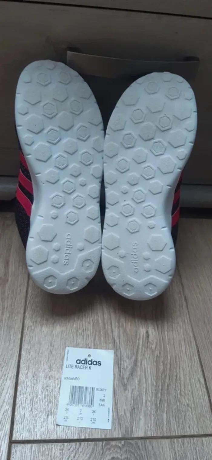 Chaussures baskets adidas lite racer K pointure 34 en excellent état - photo numéro 7