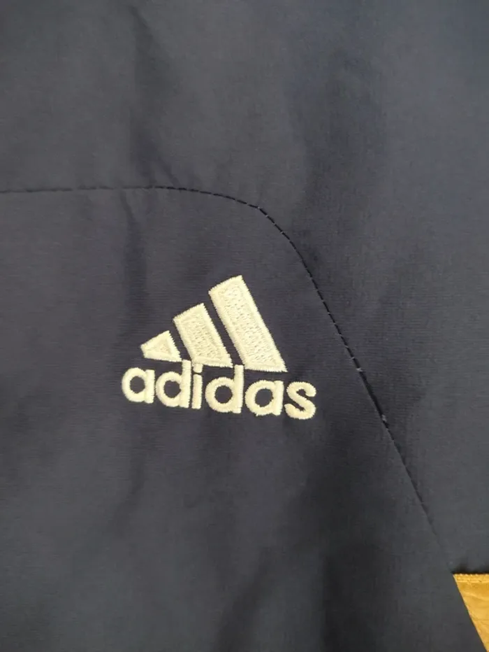 Veste zippée Adidas Olympique de Marseille – 11/12 ans – Très bon état - photo numéro 4