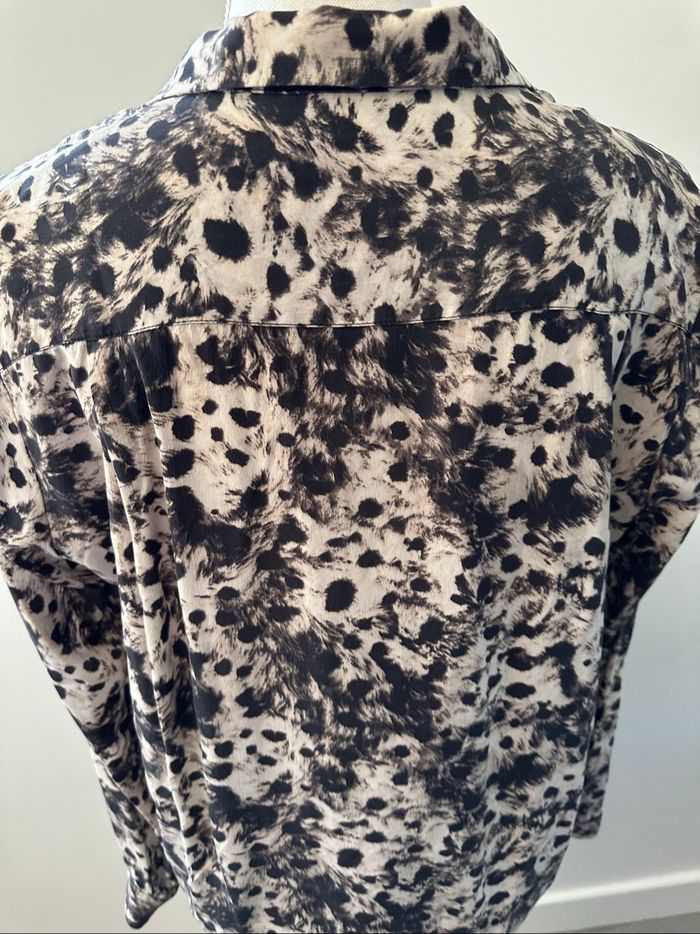 Chemisier en soie léopard The Kooples T40 L - photo numéro 6