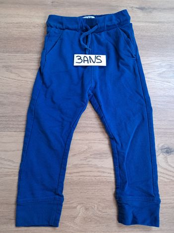 Pantalon style jogging 