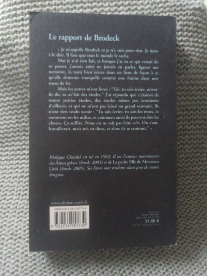 Philippe Claudel - Le rapport de Brodeck - photo numéro 2