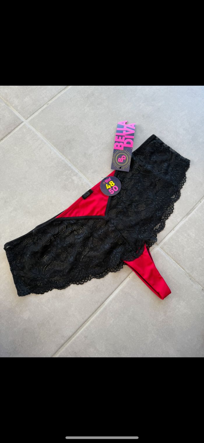Shorty string Taille 48/50