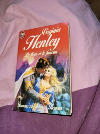 La fleur et le faucon