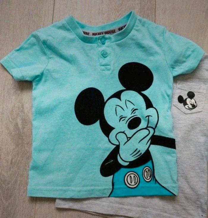 Lot de 3 tee shirts Mickey 6 mois neufs - photo numéro 3
