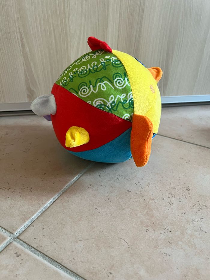 Peluche d’éveil