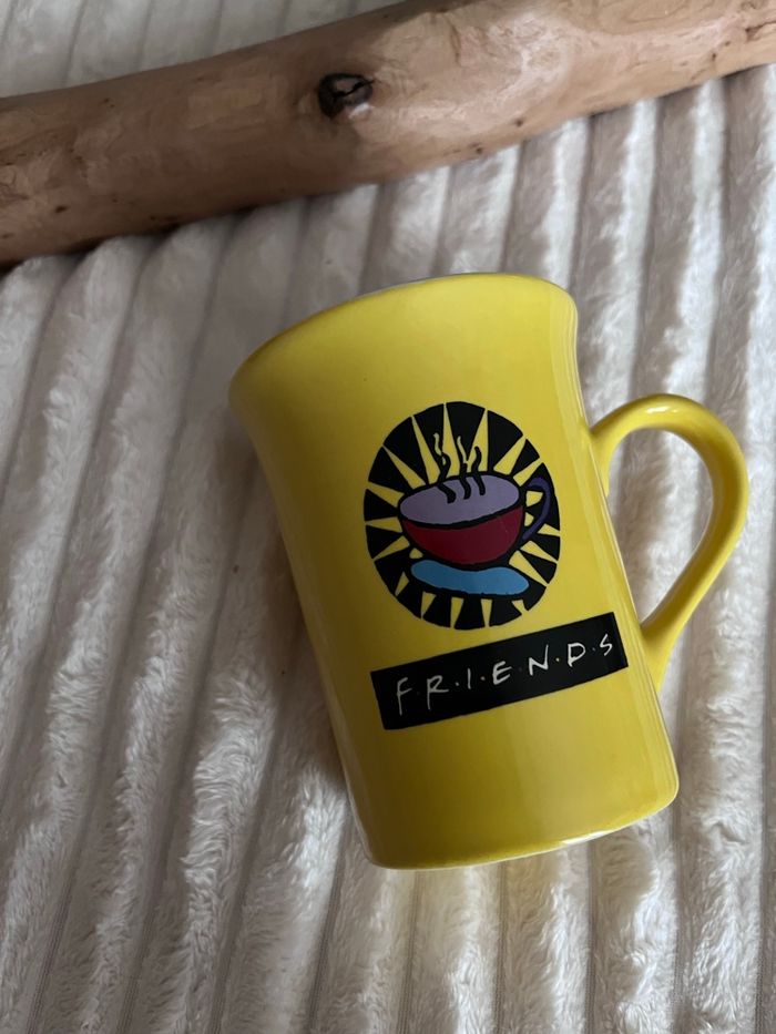 Tasse lipton friends - photo numéro 2