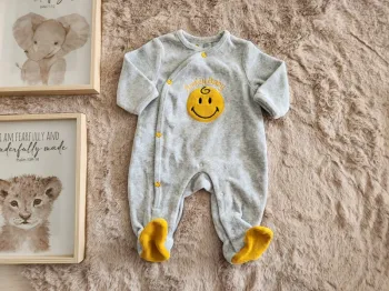 Pyjama smiley