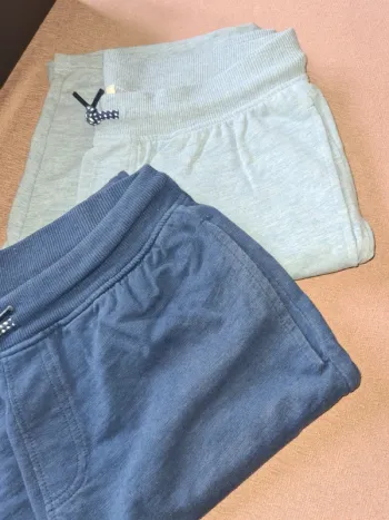 Lot de 2 short 14 ans DPAM 🦕🦖