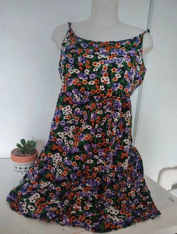 Robe fleurie Chicorée – Taille L – Parfaite pour l’été !