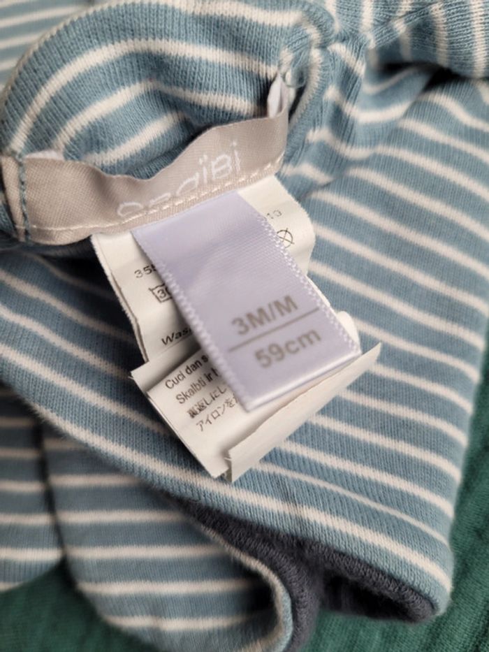 Brassière/veste réversible mi-saison 3 mois - photo numéro 5