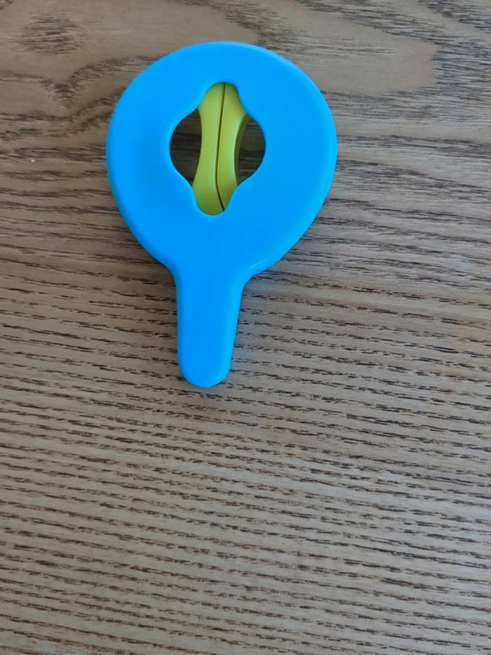 Ciseaux bébé - photo numéro 2