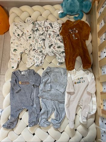 Lot pyjamas bébé 3mois