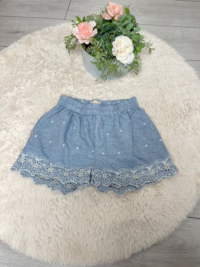 Short brodé 100% coton avec poches