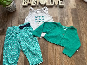 - Ensemble Obaibi - 6 mois - Très bon état, mini tache sur le tee shirt 