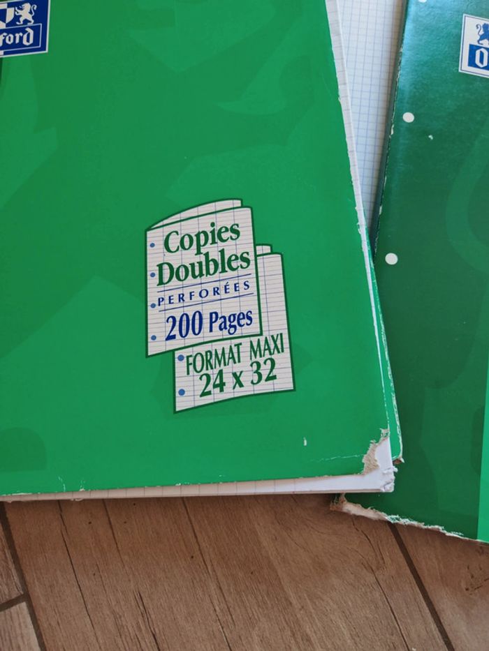 Lot de feuilles de papeterie - photo numéro 4
