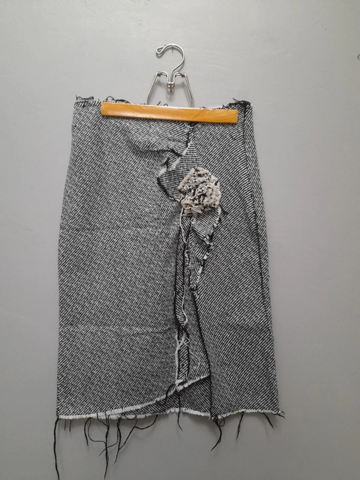 Jupe crayon en tweed - photo numéro 2