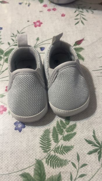 Chaussures bébé garçon taille 16/17