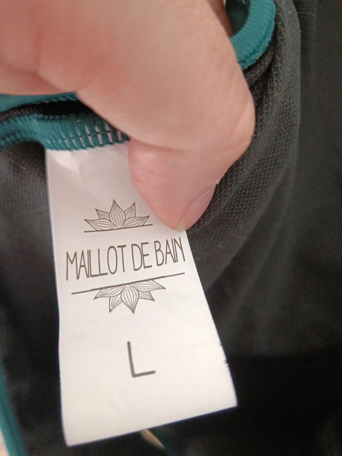 Maillot de bain une pièce - photo numéro 6