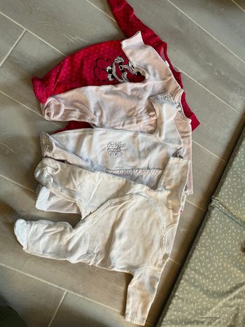 Lot de 4 pyjamas 3 mois