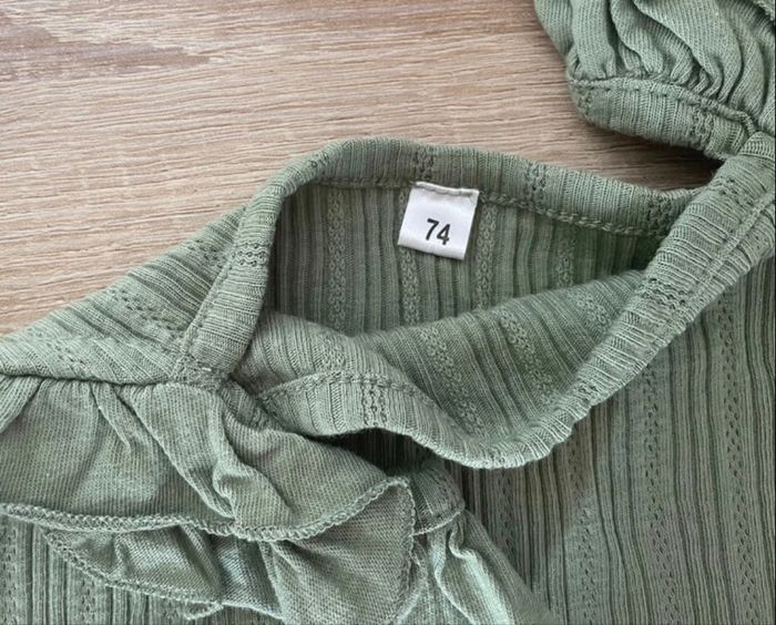 Top bébé fille taille 12 mois - photo numéro 2