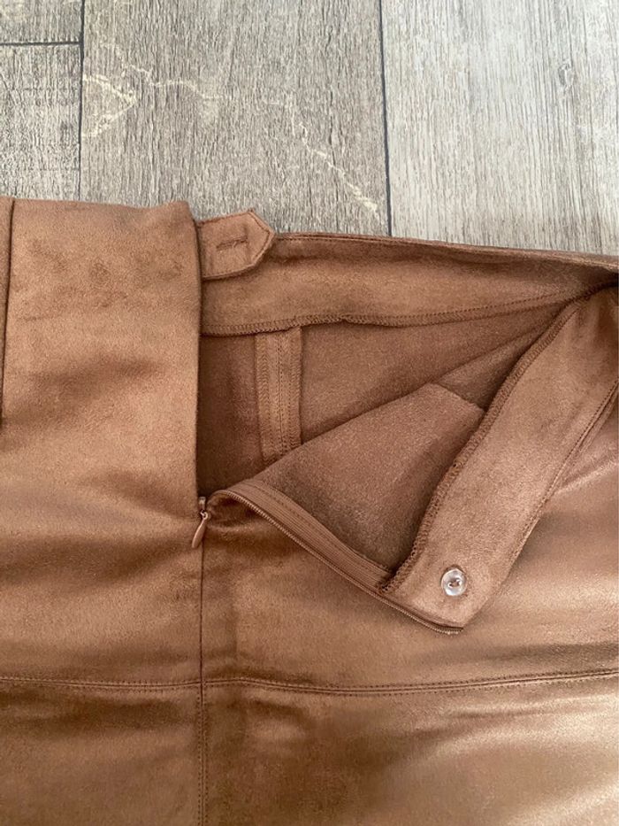 Jupe courte - photo numéro 7